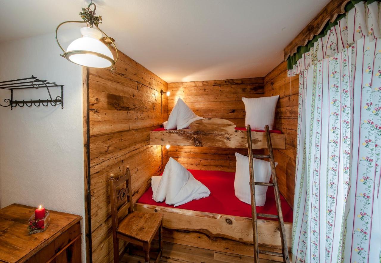 Alpenhostel "Das Besenhaus" Altenmarkt im Pongau Buitenkant foto