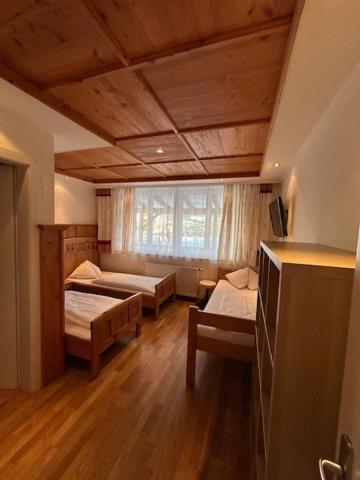 Alpenhostel "Das Besenhaus" Altenmarkt im Pongau Buitenkant foto